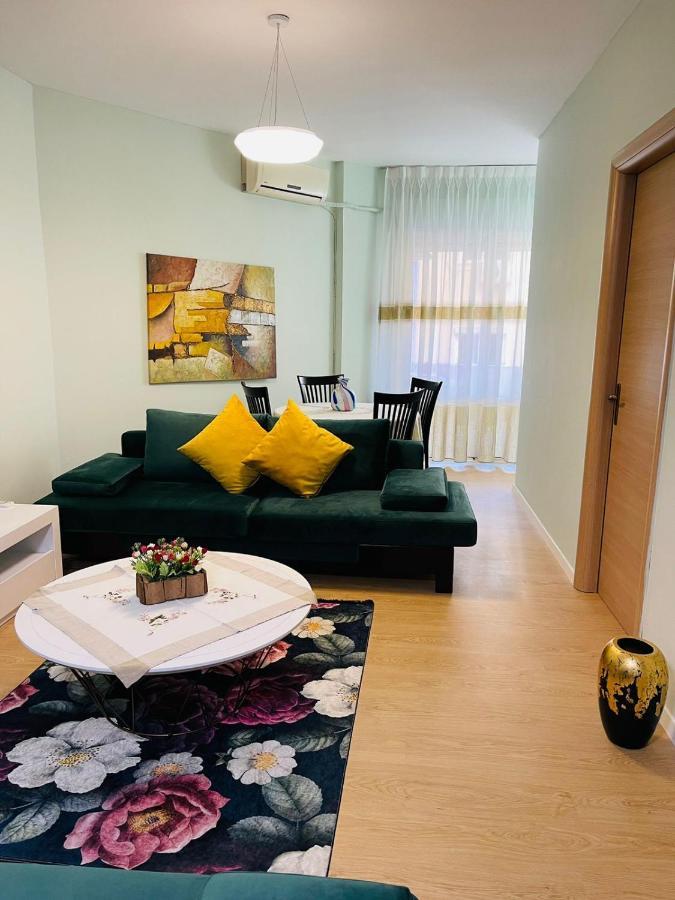 New Apartment In Center Of Tirana Eksteriør billede